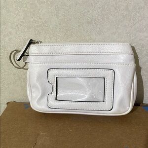 Croft & Barrow White Coin Pouch
